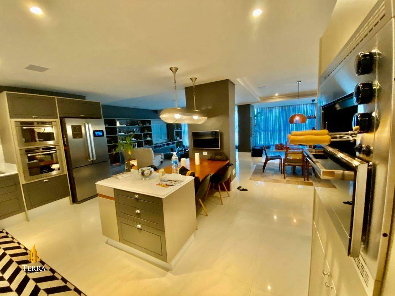 Marina Beach Towers Apartamento com 4 quartos, Centro: 