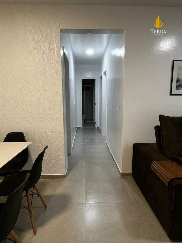 Edifício Portal Residence Apartamento com 2 quartos, Centro: 