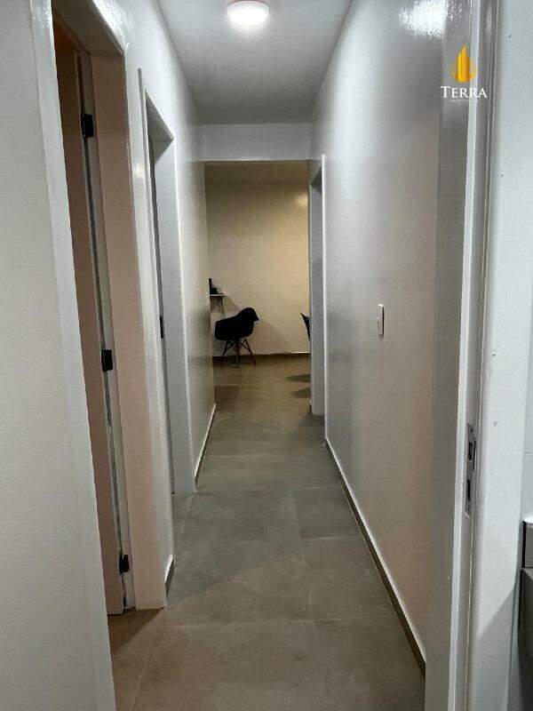 Edifício Portal Residence Apartamento com 2 quartos, Centro: 