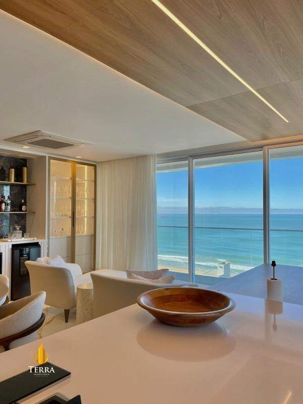 Le Blanc Praia Brava Apartamento com 3 quartos, Praia Brava: 