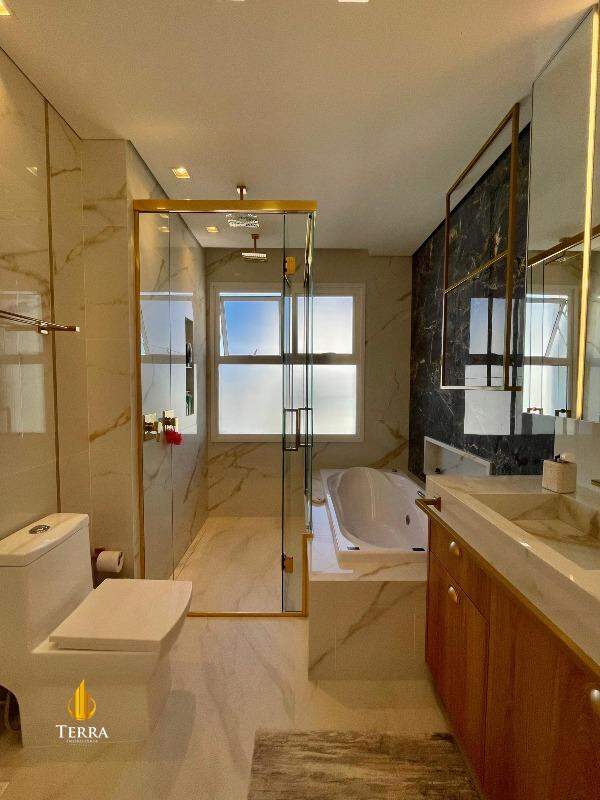 Le Blanc Praia Brava Apartamento com 3 quartos, Praia Brava: 