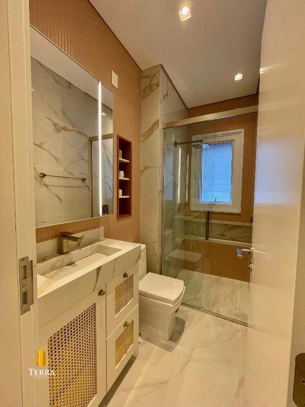 Le Blanc Praia Brava Apartamento com 3 quartos, Praia Brava: 