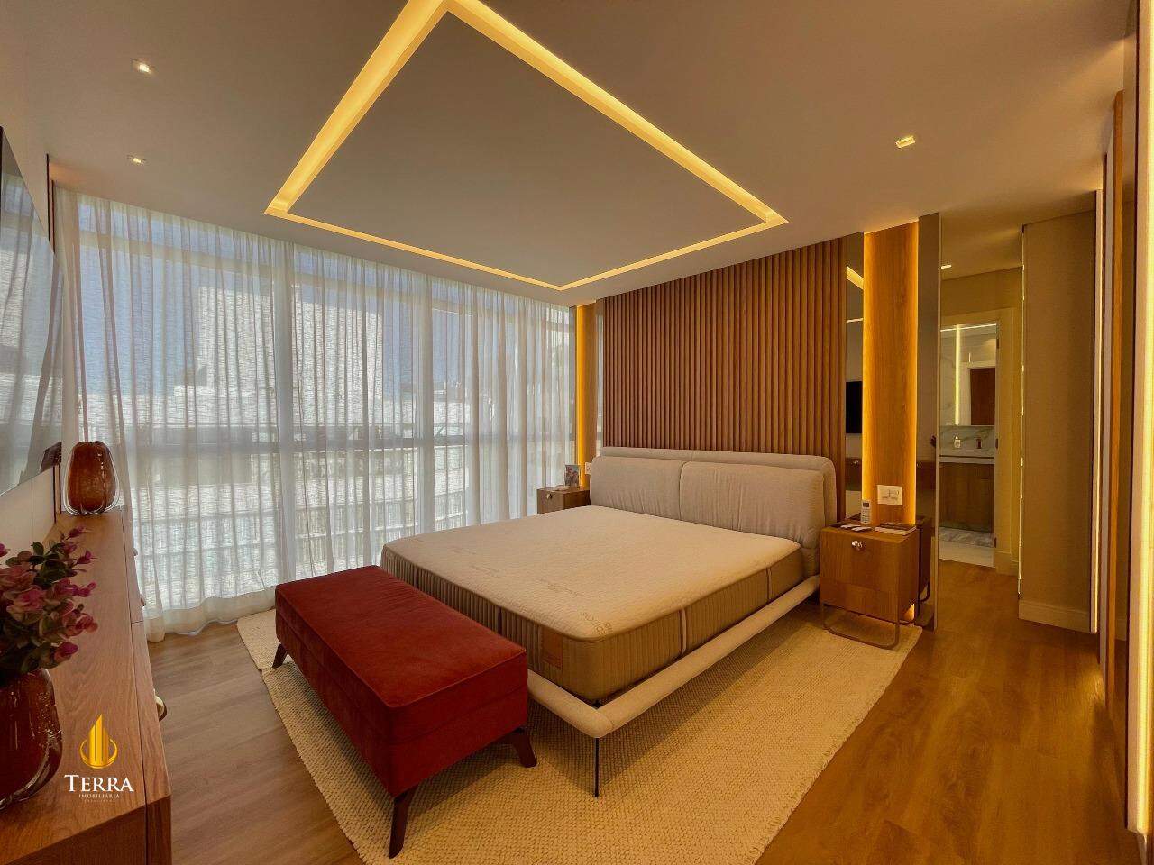 Le Blanc Praia Brava Apartamento com 3 quartos, Praia Brava: 