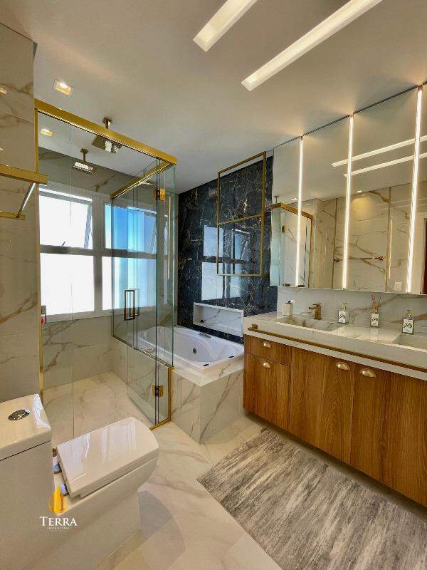 Le Blanc Praia Brava Apartamento com 3 quartos, Praia Brava: 