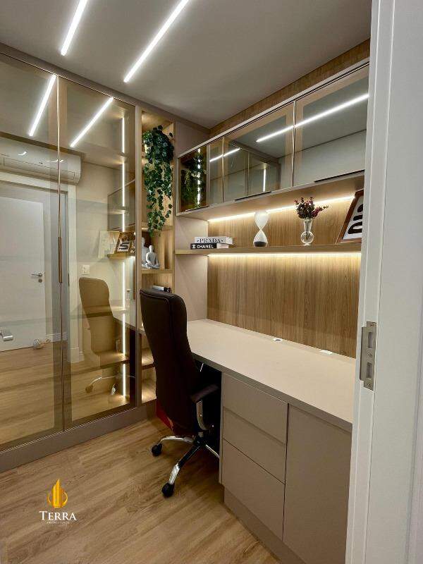 Le Blanc Praia Brava Apartamento com 3 quartos, Praia Brava: 