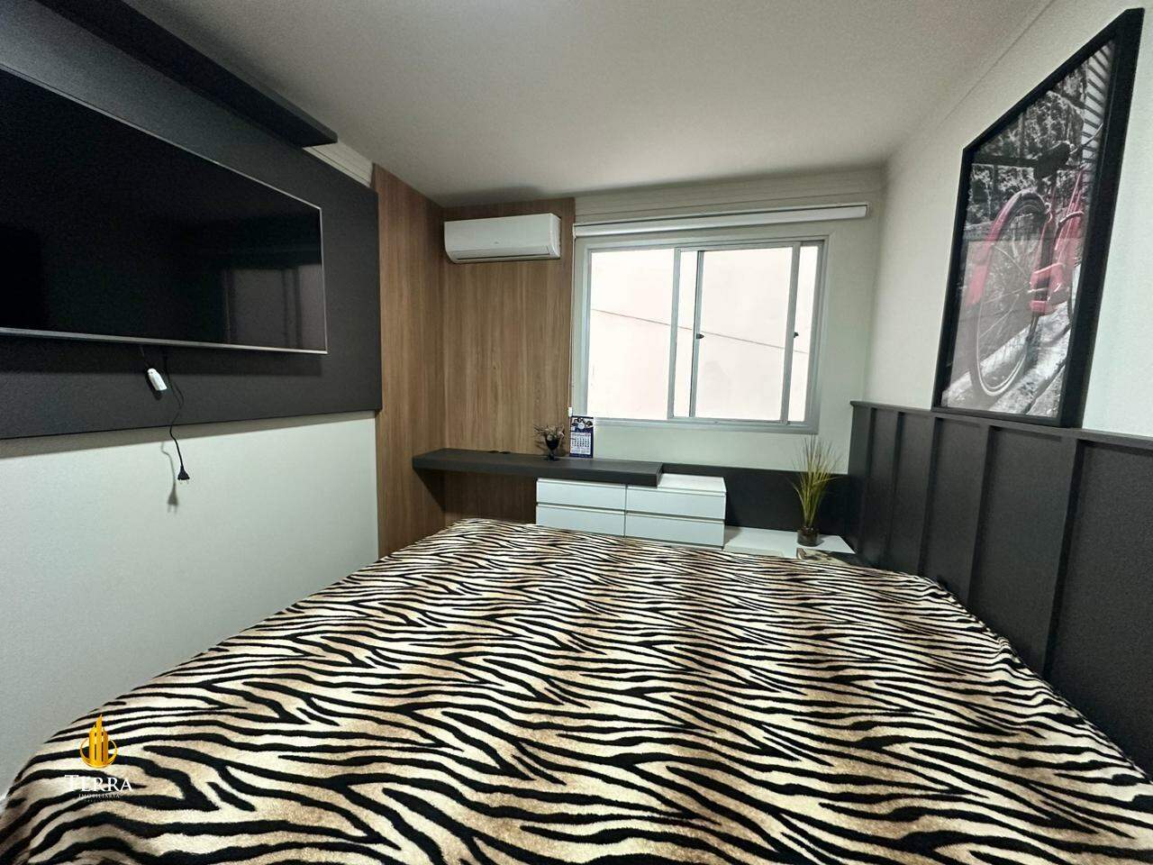 Edifício Acácias Apartamento com 2 quartos, Centro:
