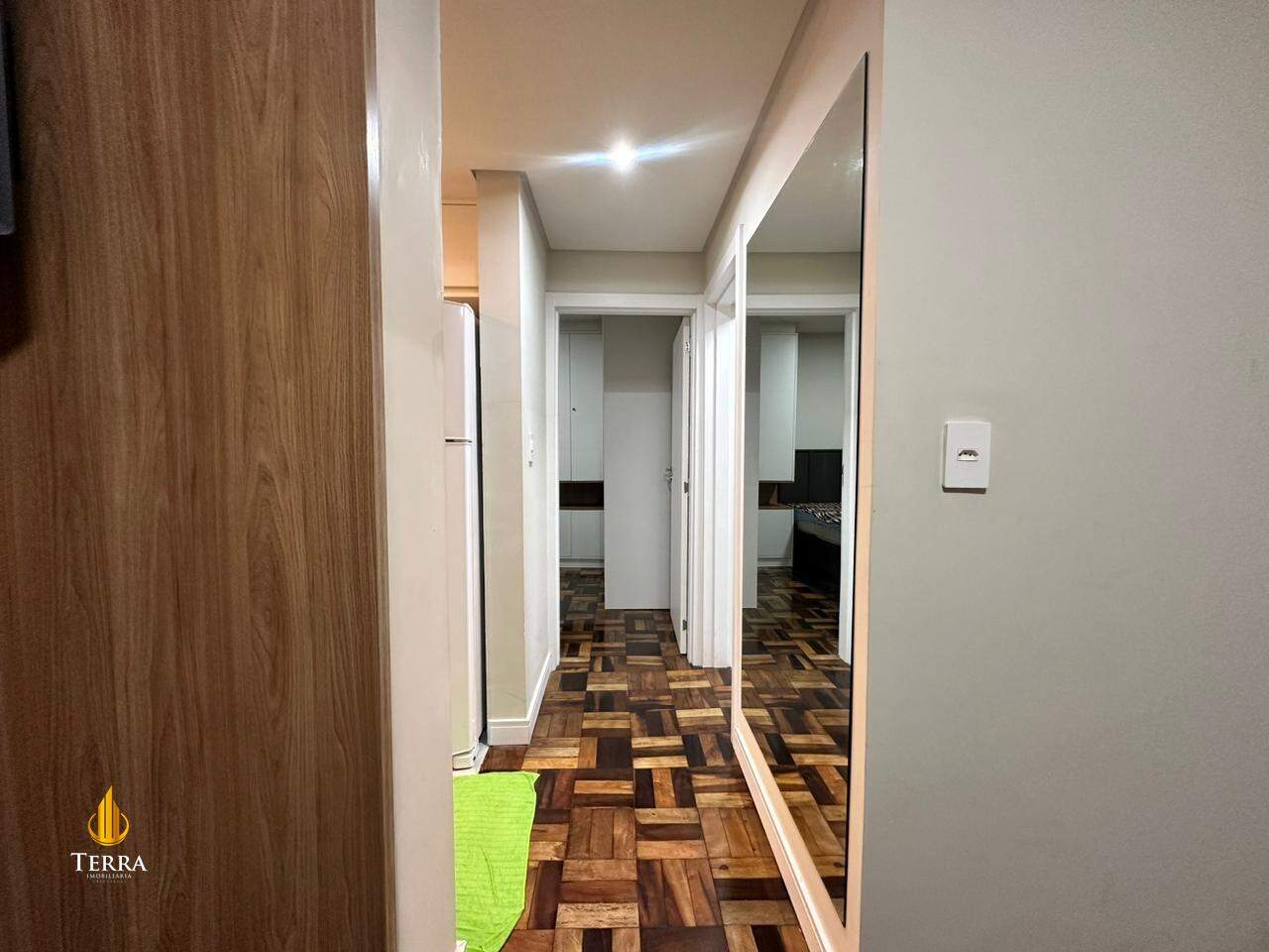 Edifício Acácias Apartamento com 2 quartos, Centro: 