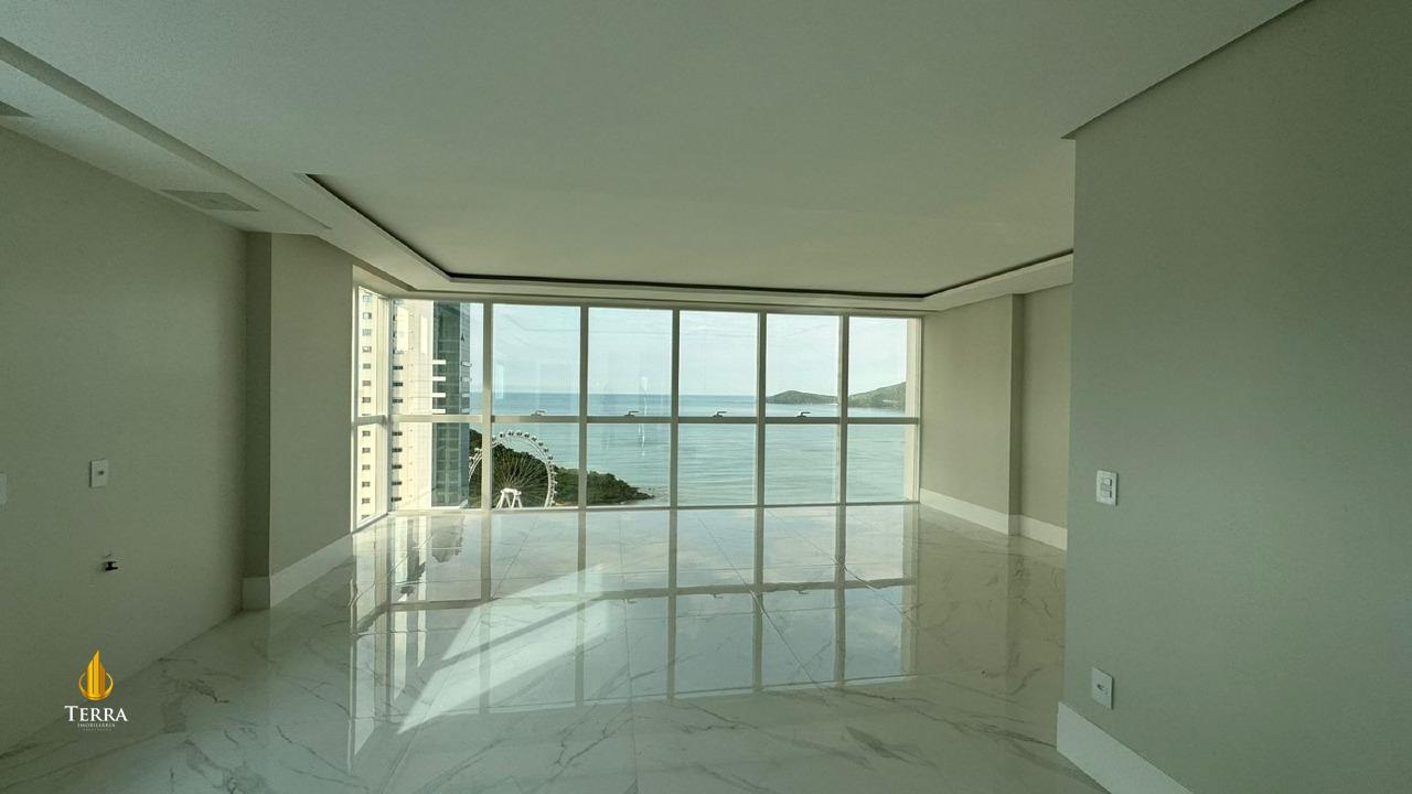 Skyline Tower Apartamento com 4 quartos, Pioneiros: