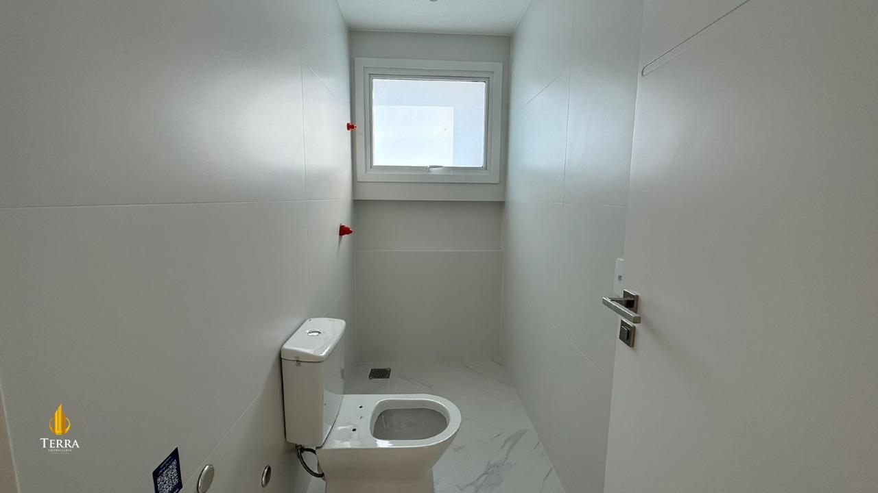 Skyline Tower Apartamento com 4 quartos, Pioneiros: