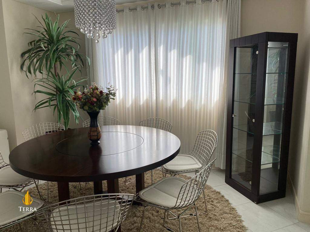 Edifício Petrópolis Apartamento com 3 quartos, Centro: 