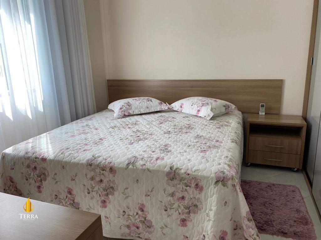 Edifício Petrópolis Apartamento com 3 quartos, Centro: 