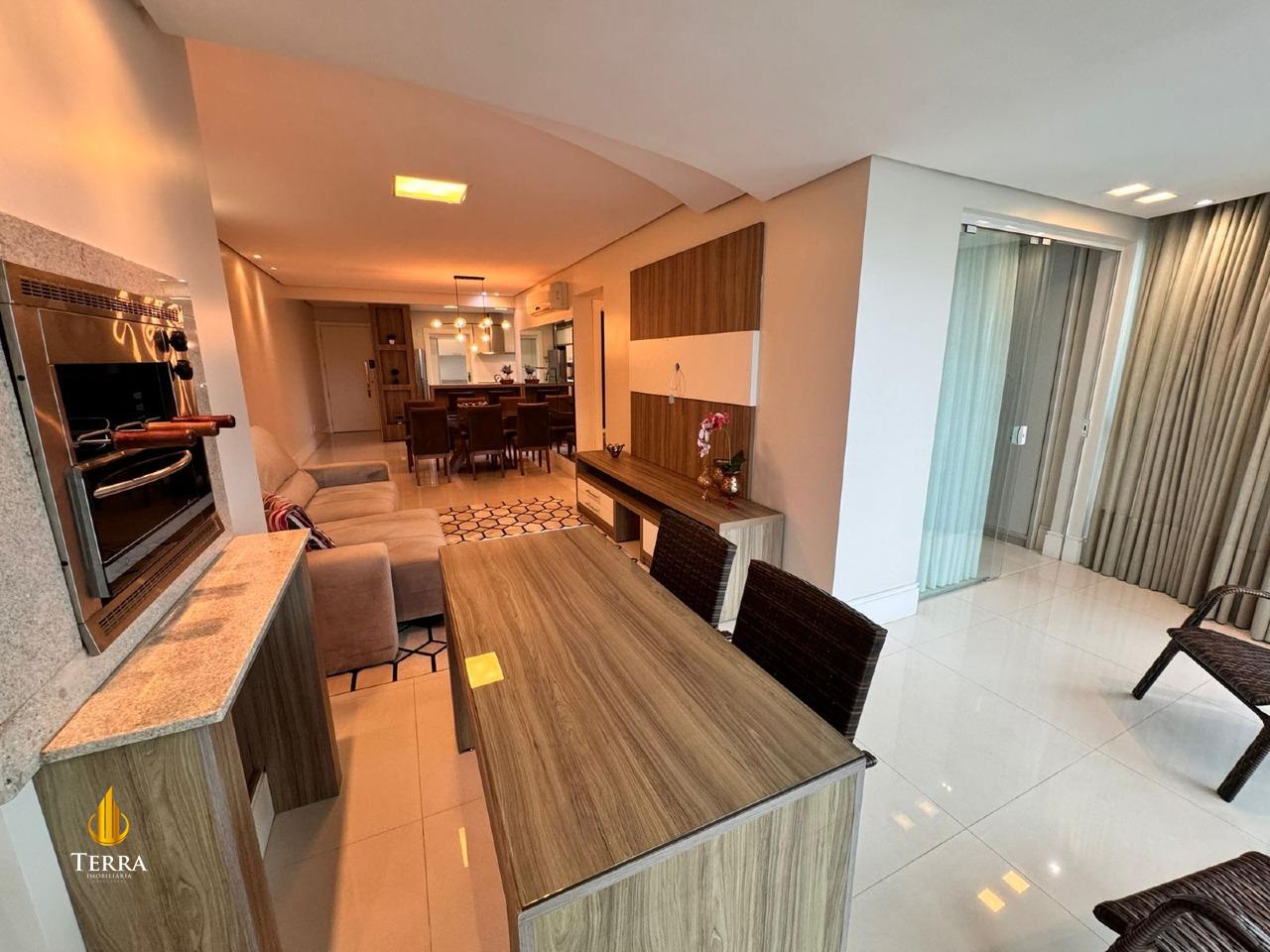 Le Majestic Residence Apartamento com 3 quartos, Centro: