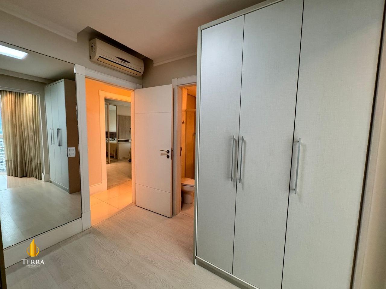 Le Majestic Residence Apartamento com 3 quartos, Centro: