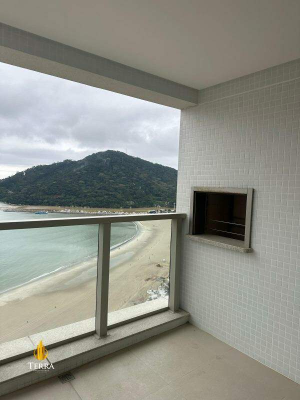 Morada Ilhas Marianas Apartamento com 4 quartos, Centro: 
