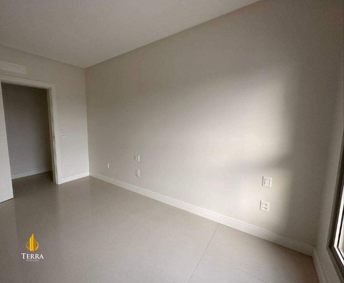 Morada Ilhas Marianas Apartamento com 4 quartos, Centro: 