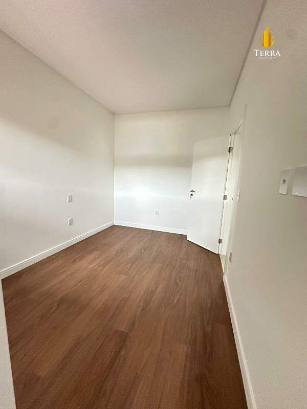 La Plage Apartamento com 3 quartos, Cabeçudas: 