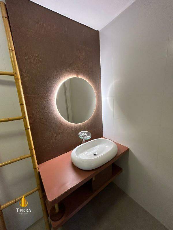 Residencial Veneto Apartamento com 3 quartos, Praia dos Amores: 