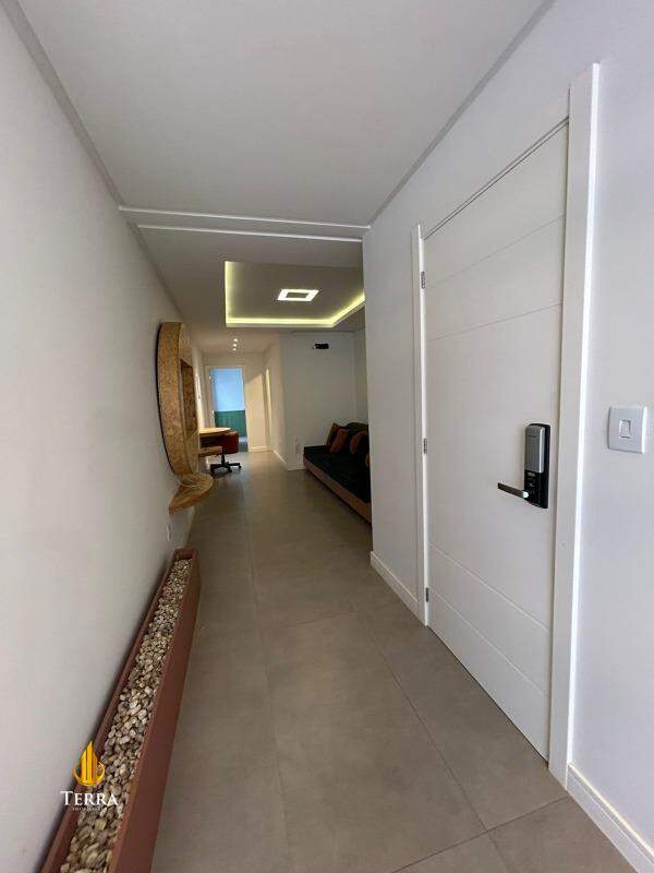Residencial Veneto Apartamento com 3 quartos, Praia dos Amores: