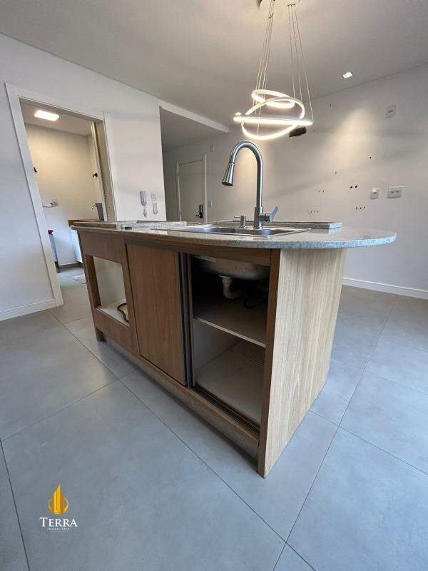 Residencial Veneto Apartamento com 3 quartos, Praia dos Amores: 