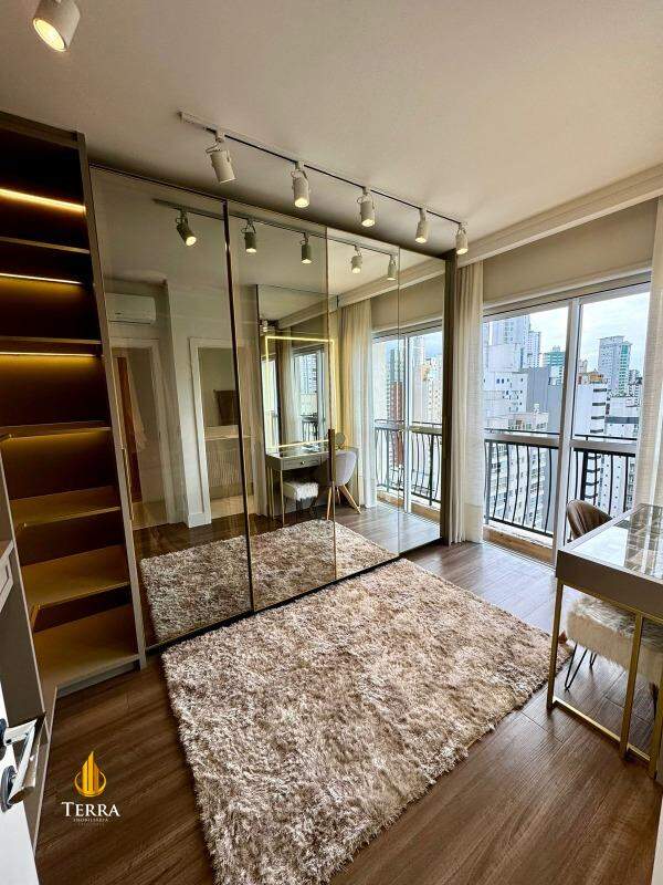 Edifício Salvatore Residenziale Apartamento com 3 quartos, Centro: 