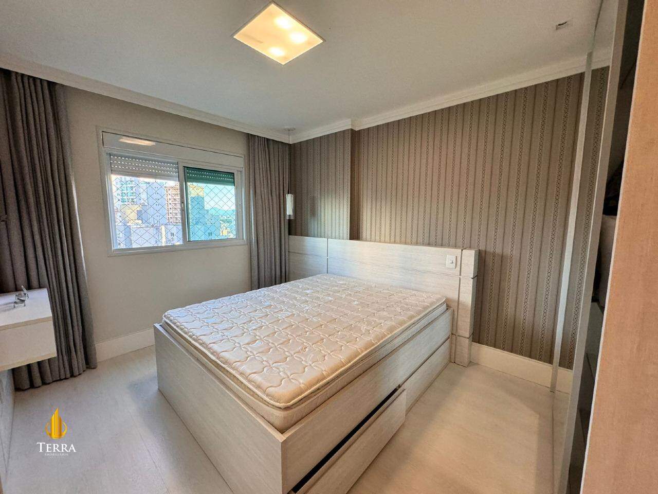 Le Majestic Residence Apartamento com 3 quartos, Centro: 