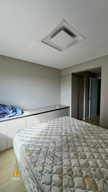 Emerald Apartamento com 2 quartos, Praia Brava: 