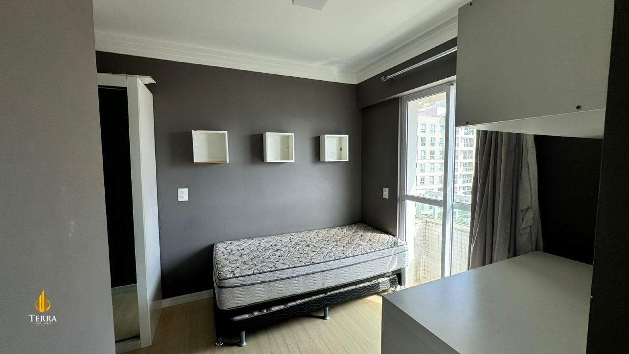 Emerald Apartamento com 2 quartos, Praia Brava: 