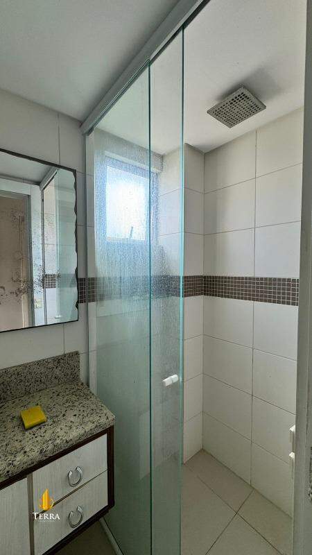 Emerald Apartamento com 2 quartos, Praia Brava: 
