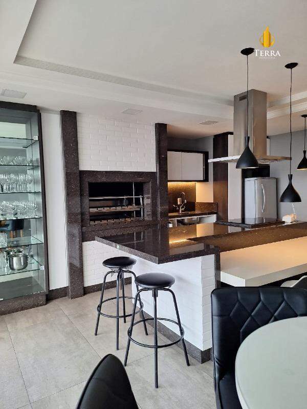 Edifício Império Do Sol Apartamento com 3 quartos, Centro: 