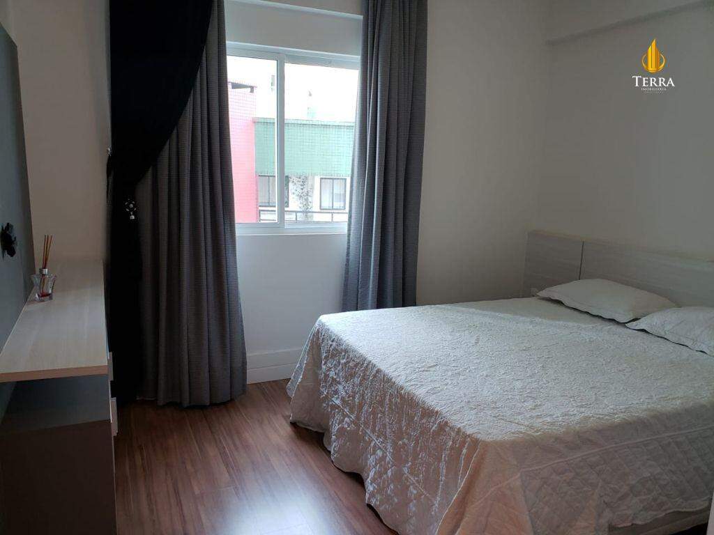 Residencial Grand Royalle Apartamento com 3 quartos, Centro: 