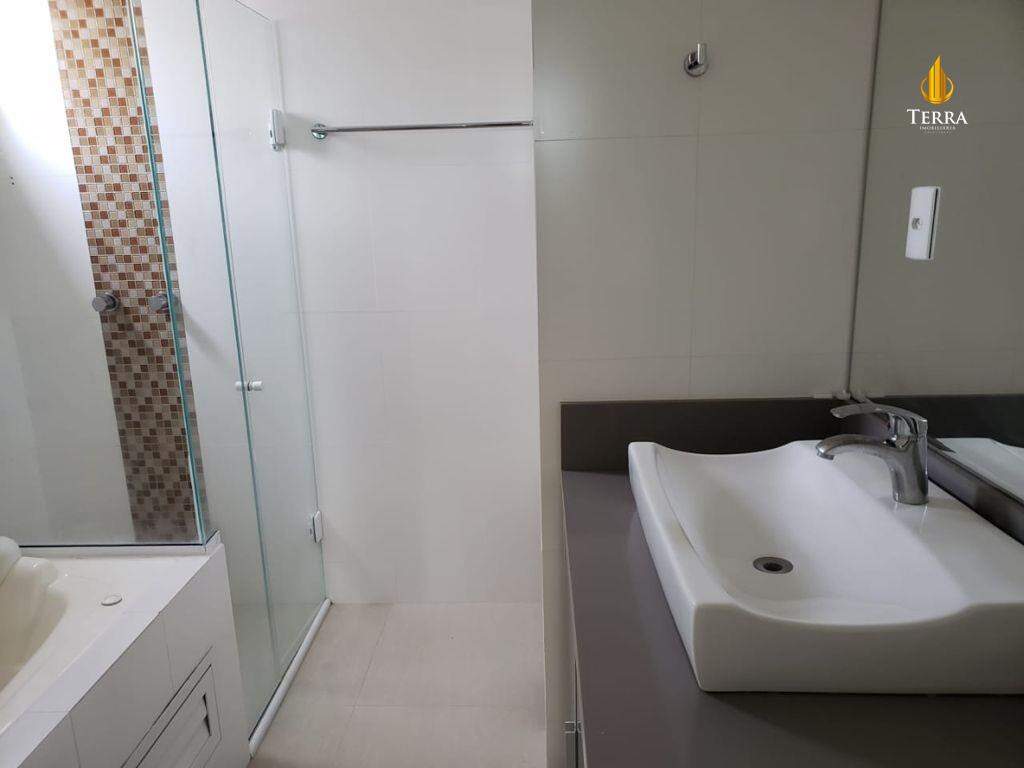 Residencial Grand Royalle Apartamento com 3 quartos, Centro: 