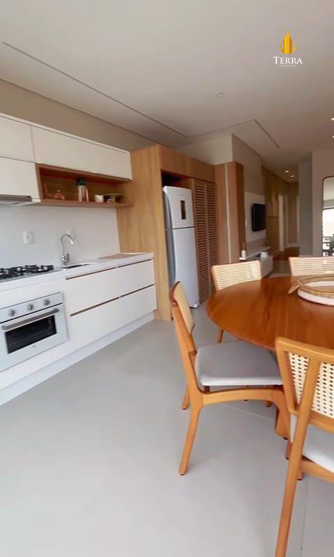 Brava 22 Apartamento com 3 quartos, Praia Brava: 