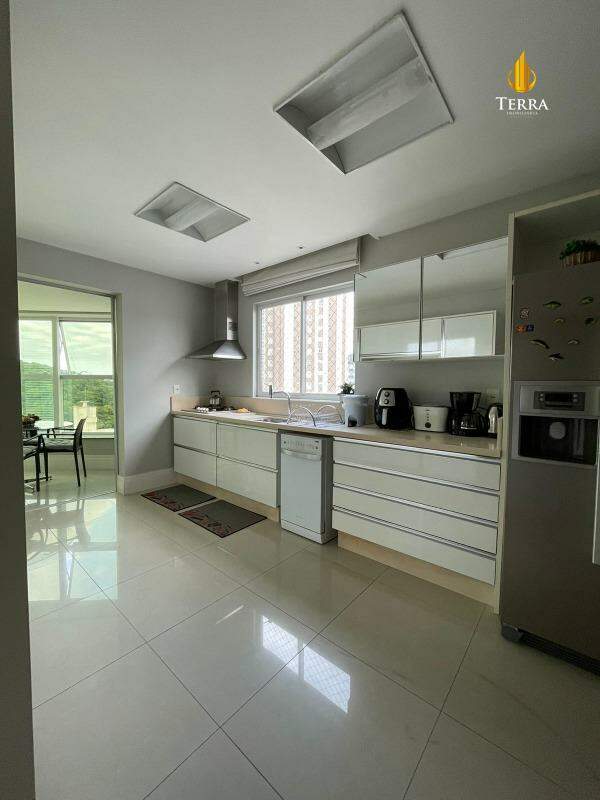 Edifício Bellas Artes Apartamento com 4 quartos, Pioneiros: 