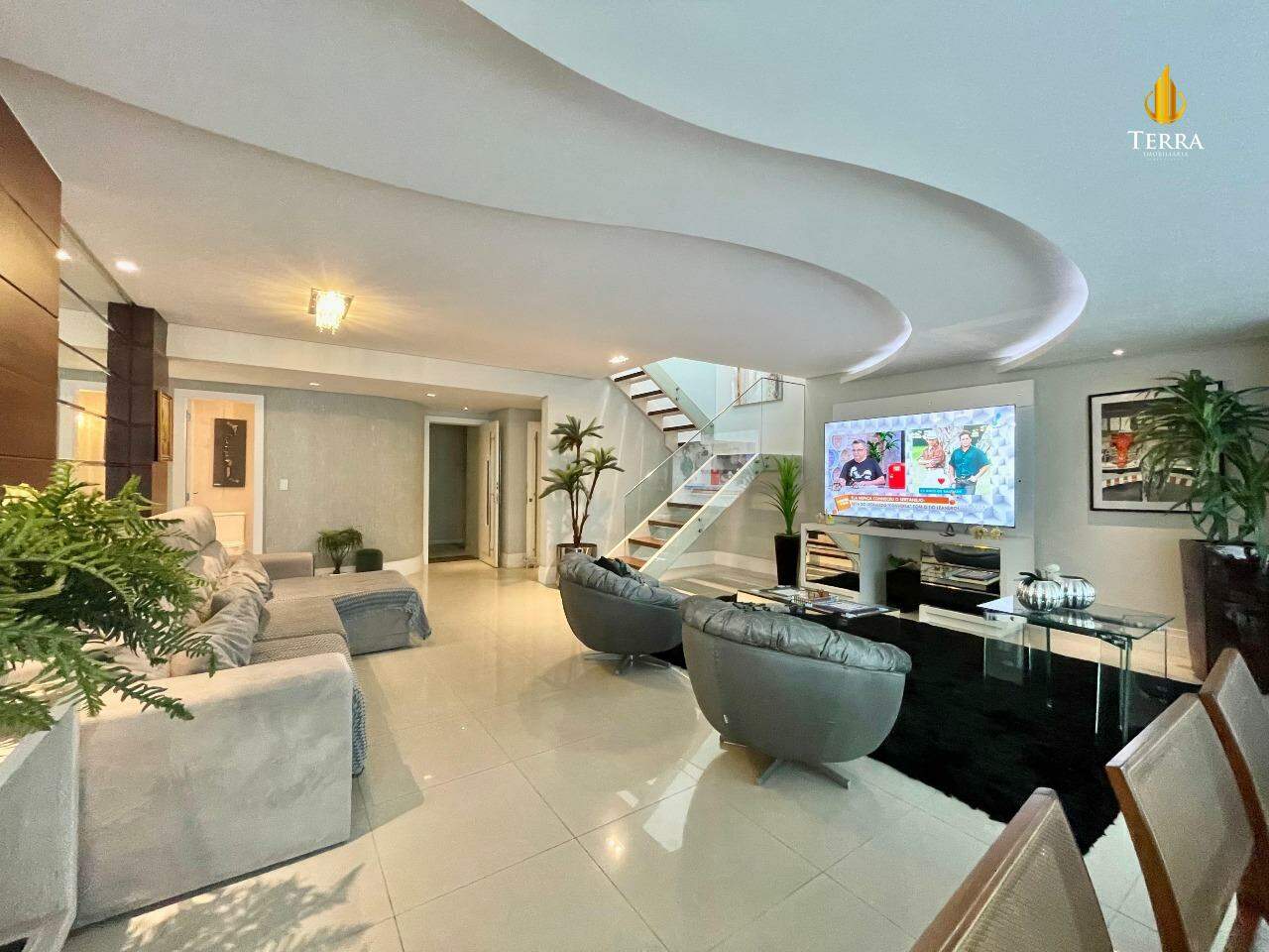 Edifício Bellas Artes Apartamento com 4 quartos, Pioneiros: 