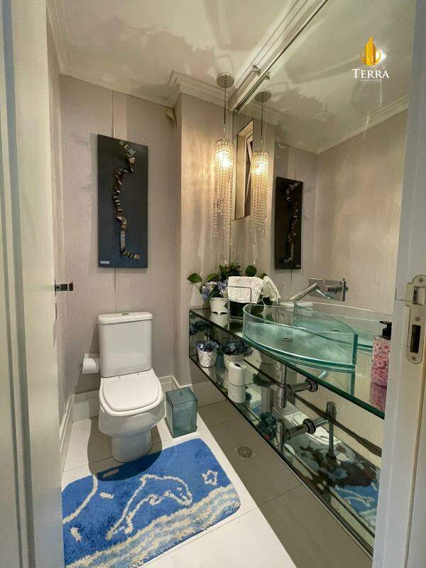 Edifício Bellas Artes Apartamento com 4 quartos, Pioneiros: 