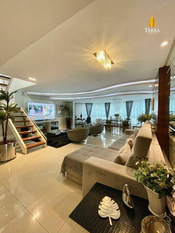 Edifício Bellas Artes Apartamento com 4 quartos, Pioneiros: 