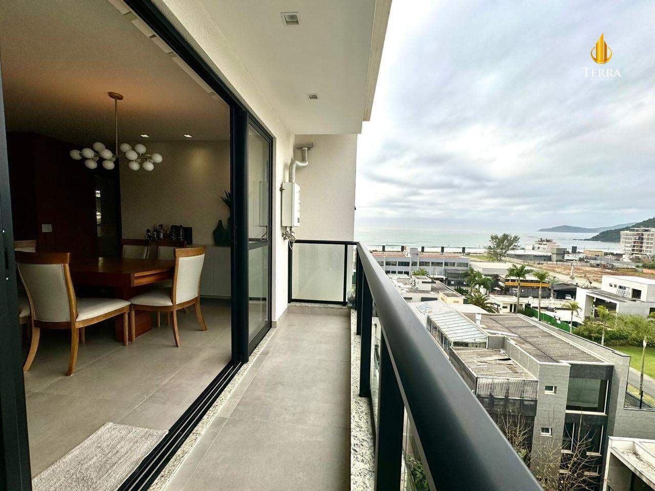 Brava Garden Residence Apartamento com 3 quartos, Praia Brava: 
