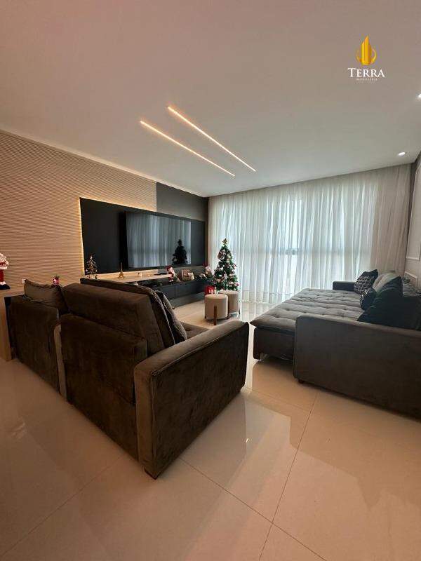 Phoenix Tower Apartamento com 3 quartos, Centro: 