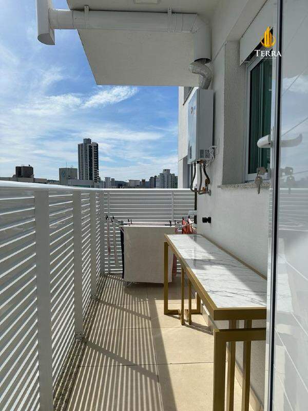 Phoenix Tower Apartamento com 3 quartos, Centro: 