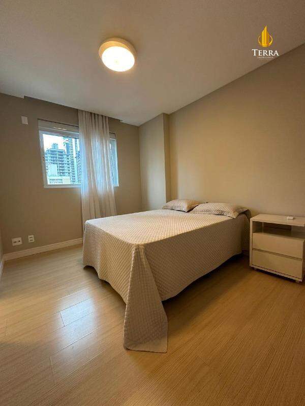 Edificio Sun Place Apartamento com 4 quartos, Centro: 