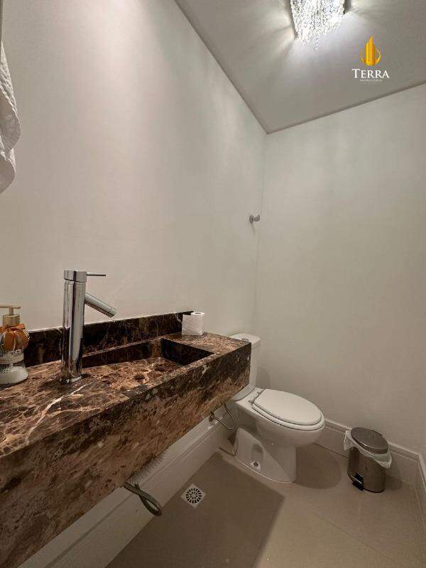 Edificio Sun Place Apartamento com 4 quartos, Centro: 