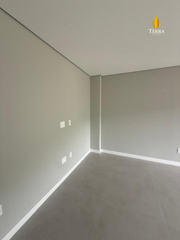 Portal da Brava Residencial Apartamento com 2 quartos, Praia dos Amores: 