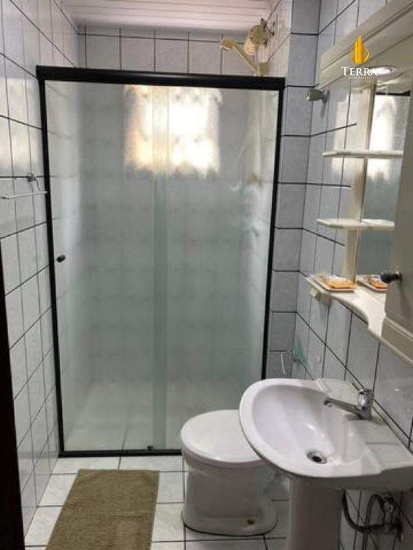 Apartamento com 3 quartos, Centro: 