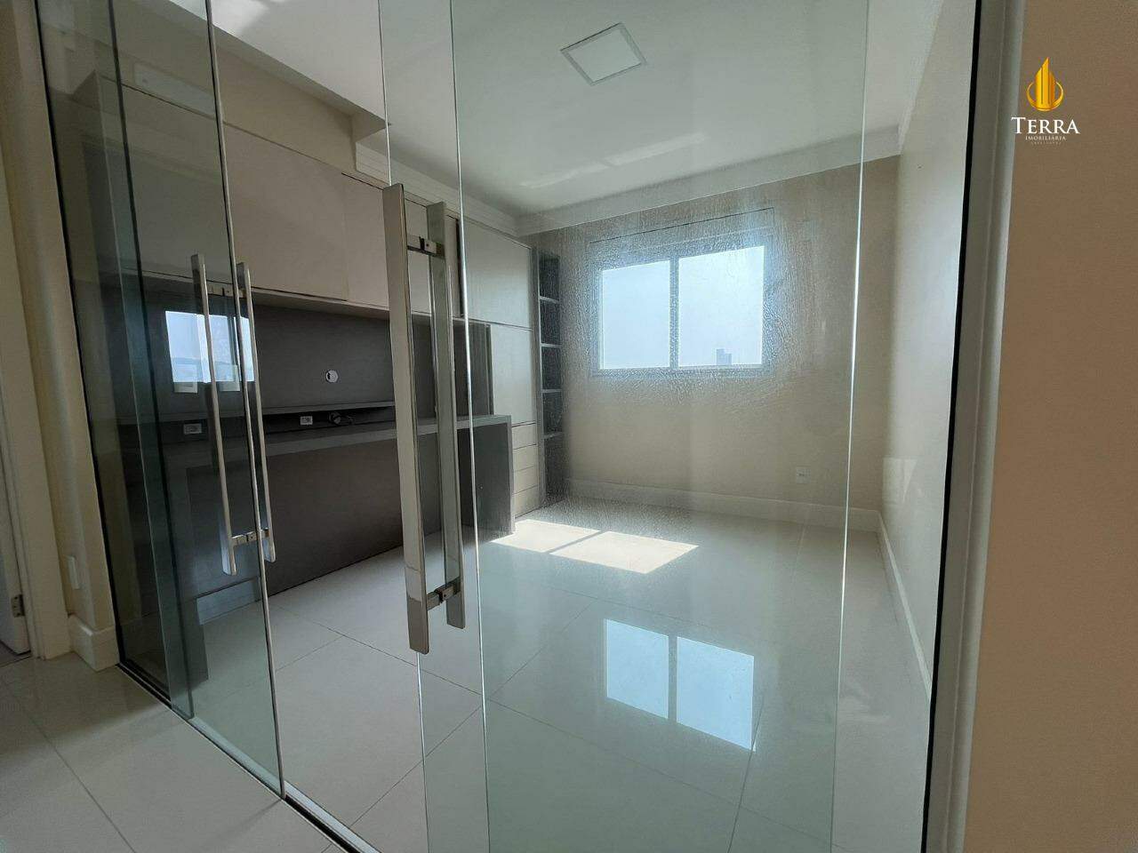 Alameda Jardins Residence Apartamento com 4 quartos, Centro: 