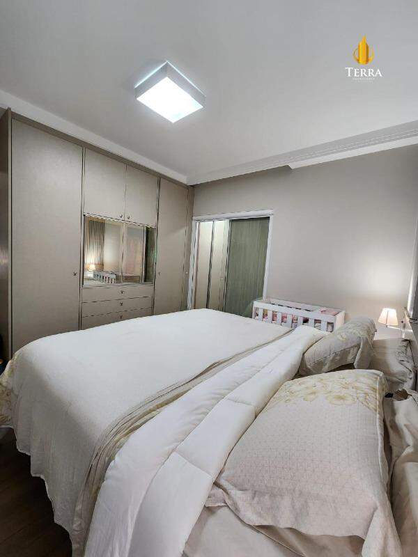 Residencial Porto Luna Apartamento com 3 quartos, Centro: 