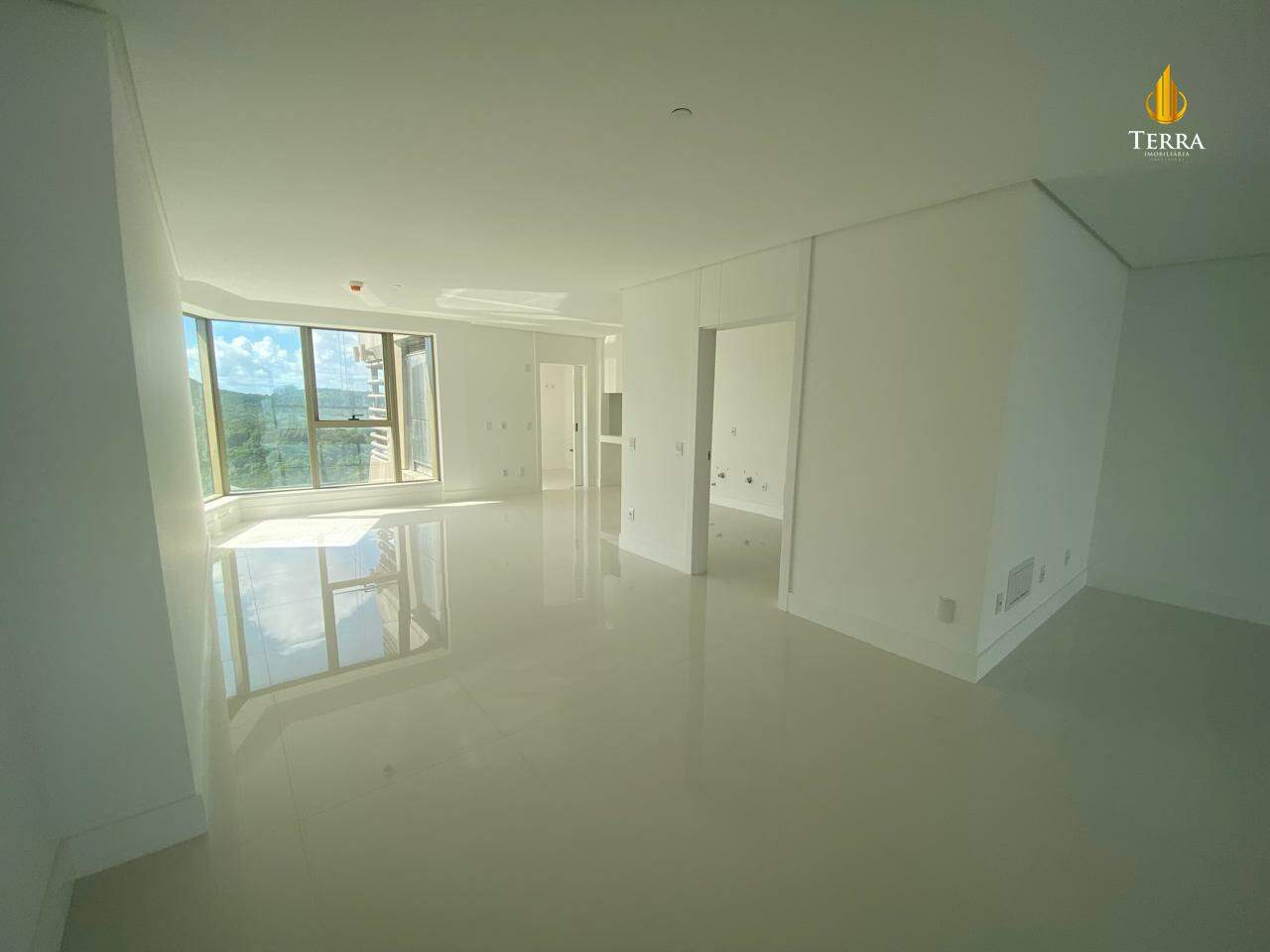 Yachthouse By Pininfarina Apartamento com 4 quartos, Centro: 