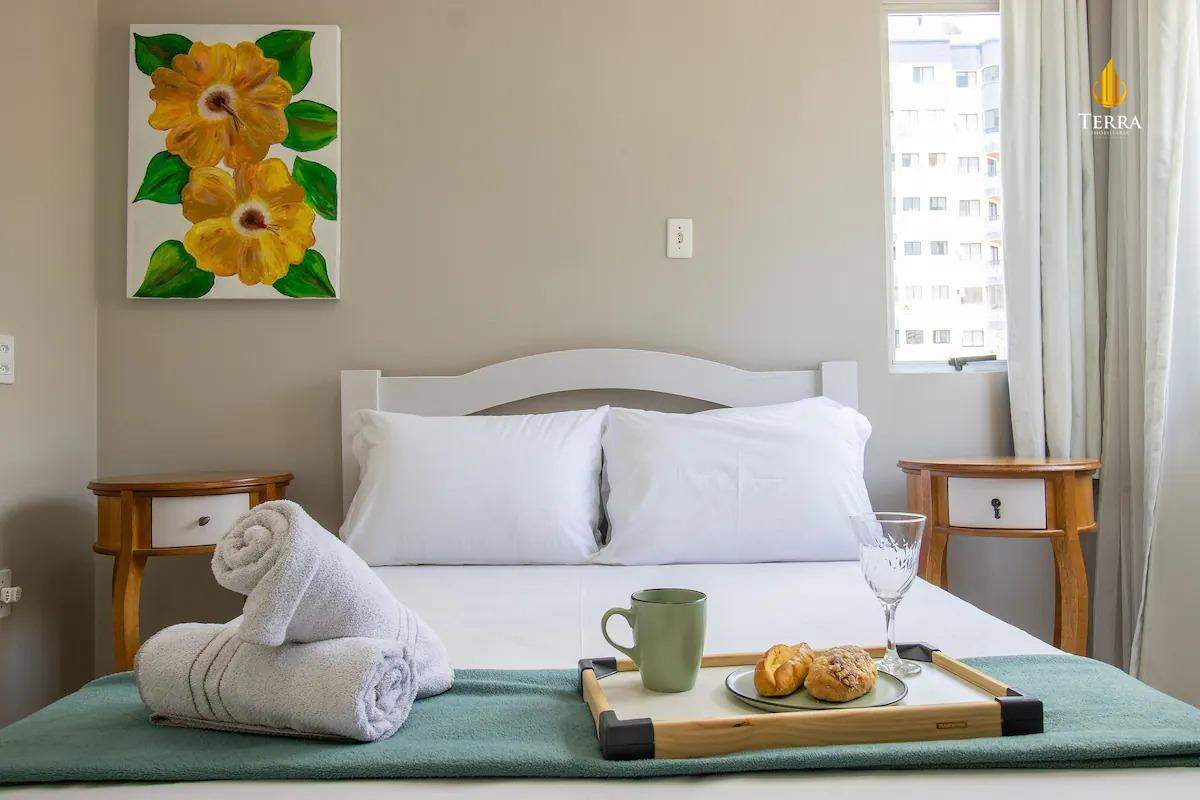 Residencial Costa Bella Apartamento com 4 quartos, Centro:
