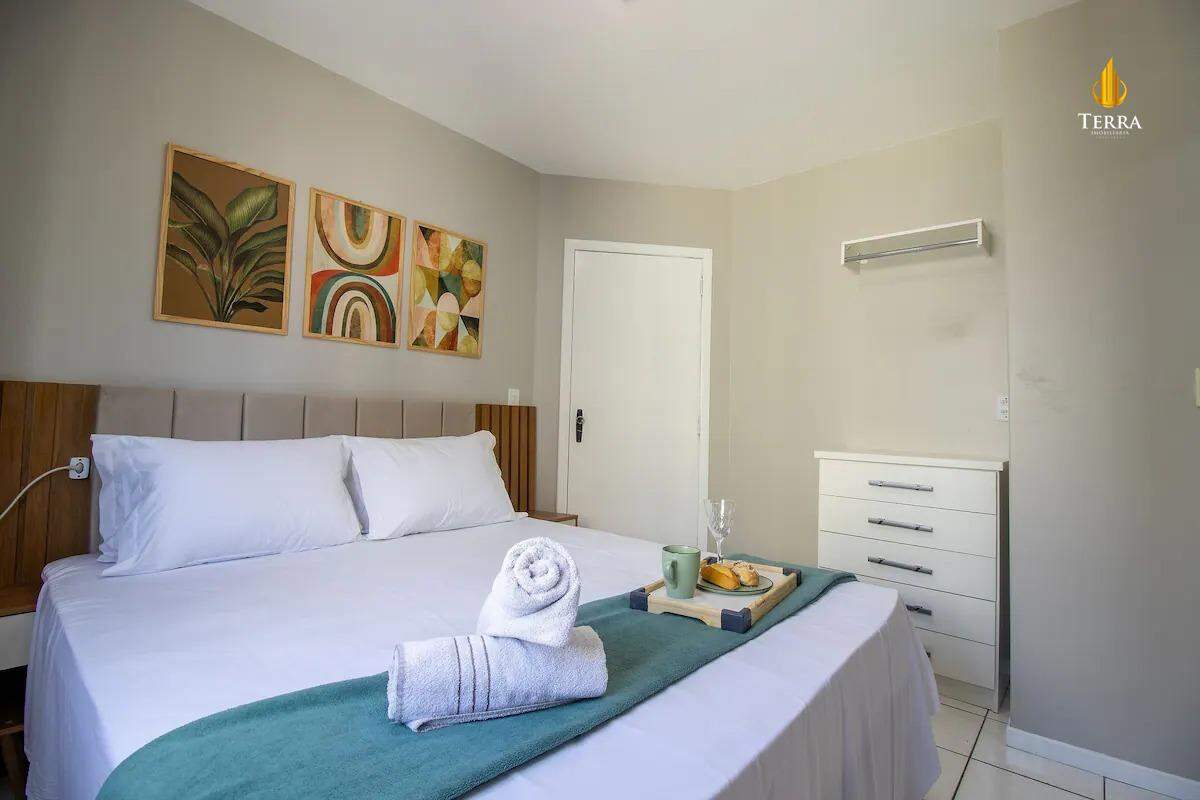 Residencial Costa Bella Apartamento com 4 quartos, Centro: