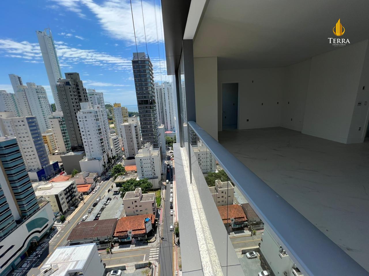 Las Brisas Residence Apartamento com 4 quartos, Pioneiros: 