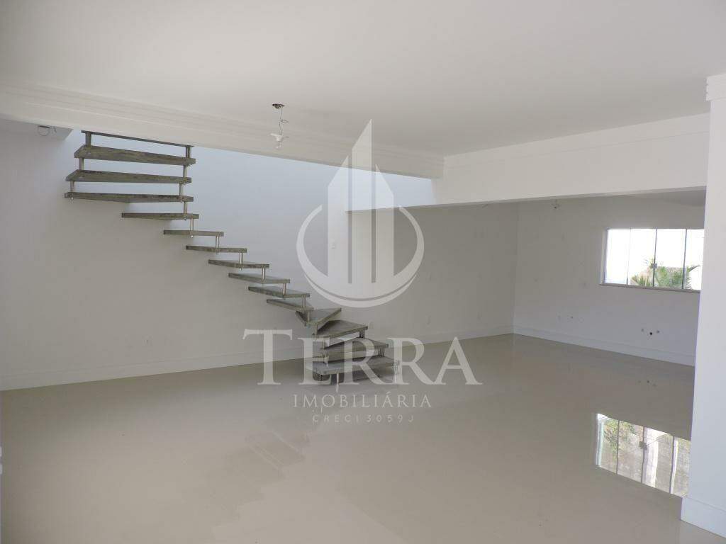  Casa com 3 quartos, Praia dos Amores: 